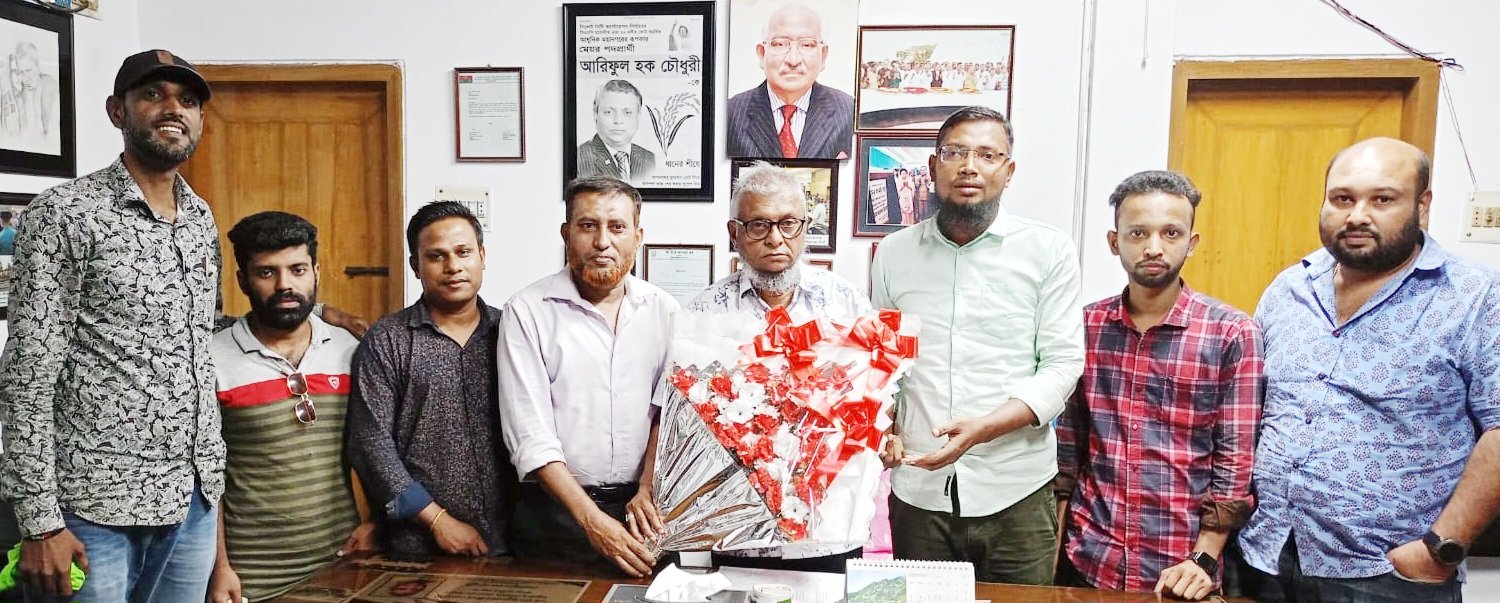 ফটো সাংবাদিকদের একটি ছবি জীবন ইতিহাসের স্মারক-মেয়র আরিফ