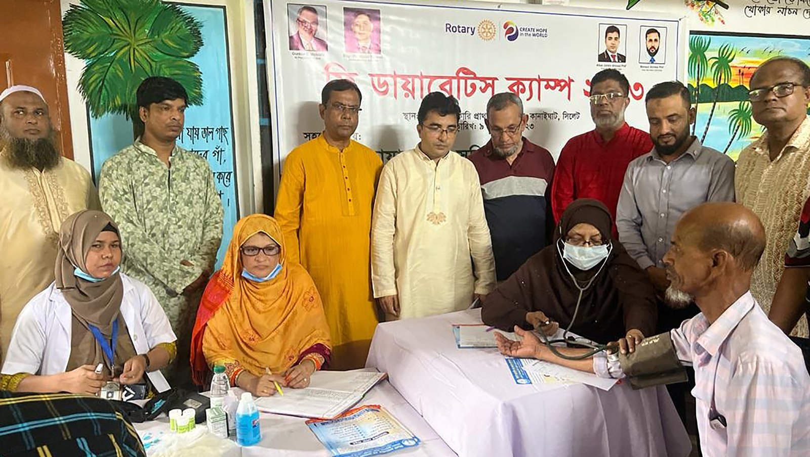 রোটারি ক্লাব অব সিলেট সেন্ট্রালের উদ্যোগে ব্লাড গ্রুপিং  কর্মসুচি সম্পন্ন