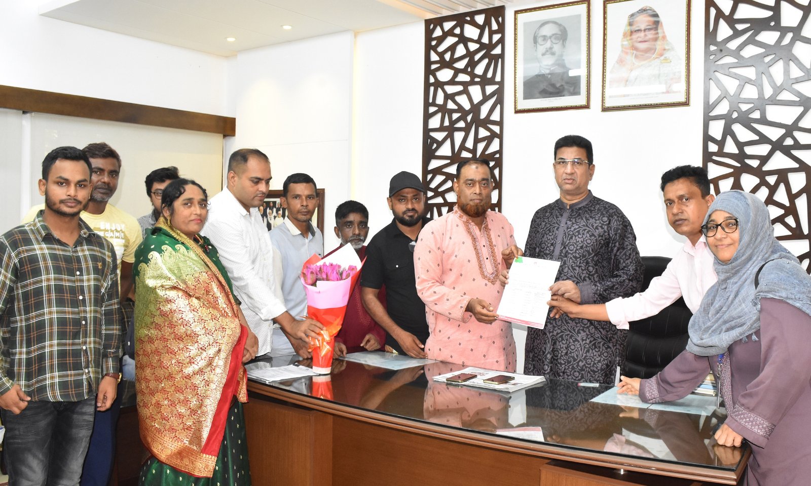 সিলেটের জেলা পরিষদের সাথে মুক্তিযোদ্ধা সংসদ সন্তান কমান্ড মহানগর’র পরিচিতি সভা