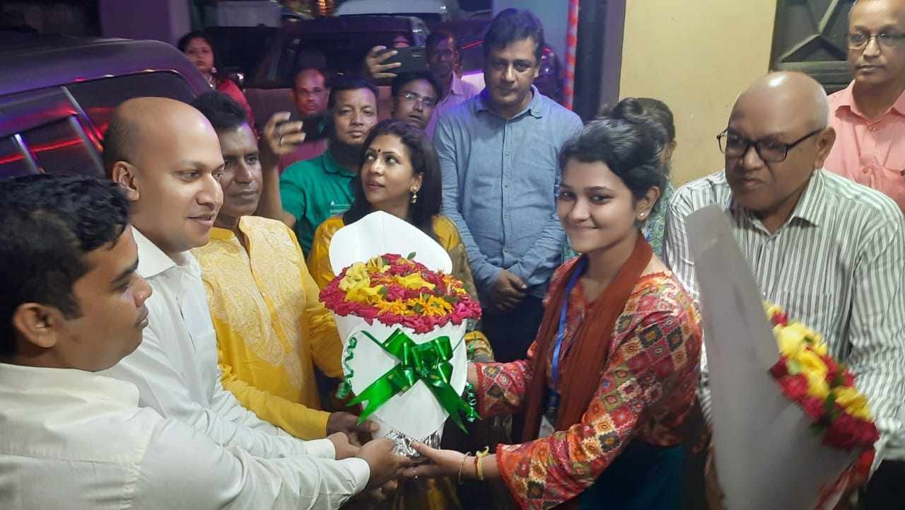 চুনারুঘাটের বিভিন্ন পুজাঁমন্ডপ পরিদর্শন করলেন জেলা প্রশাসক দেবী চন্দ