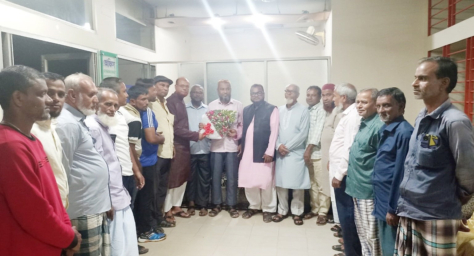 কাউন্সিলর আজম খানকে ২৭ নং ওয়ার্ড আওয়ামী লীগের সংবর্ধনা