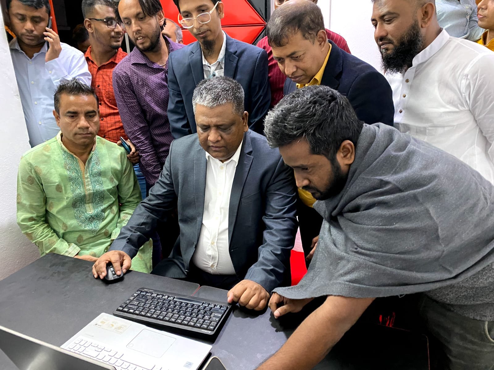 দৈনিক আধুনিক কাগজ অনলাইনের যাত্রা শুরু