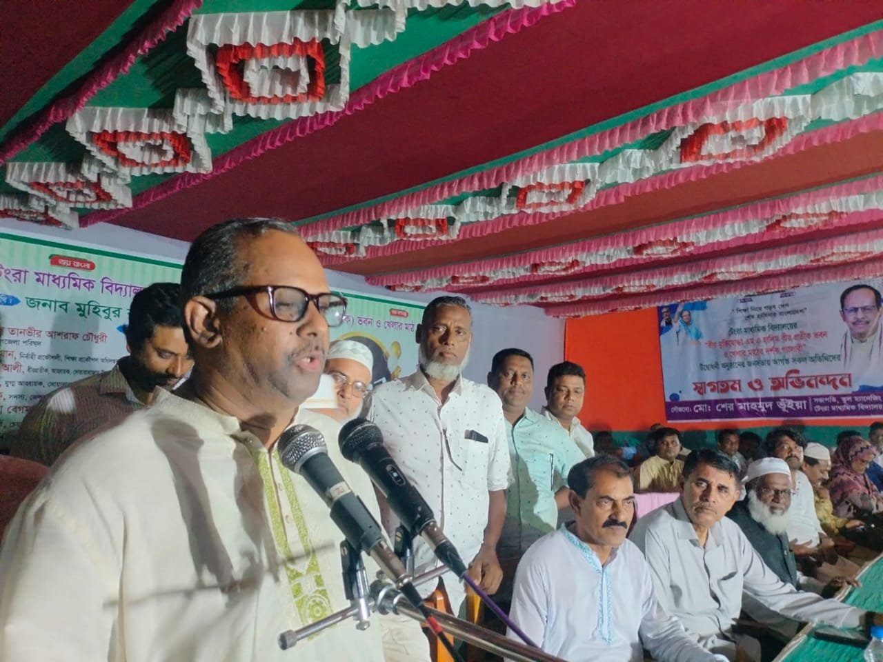 বীর মুক্তিযোদ্ধা এম এ হালিম বীরপ্রতীক ভবন ও খেলার মাঠের দর্শক গ্যালারীর উদ্বোধন