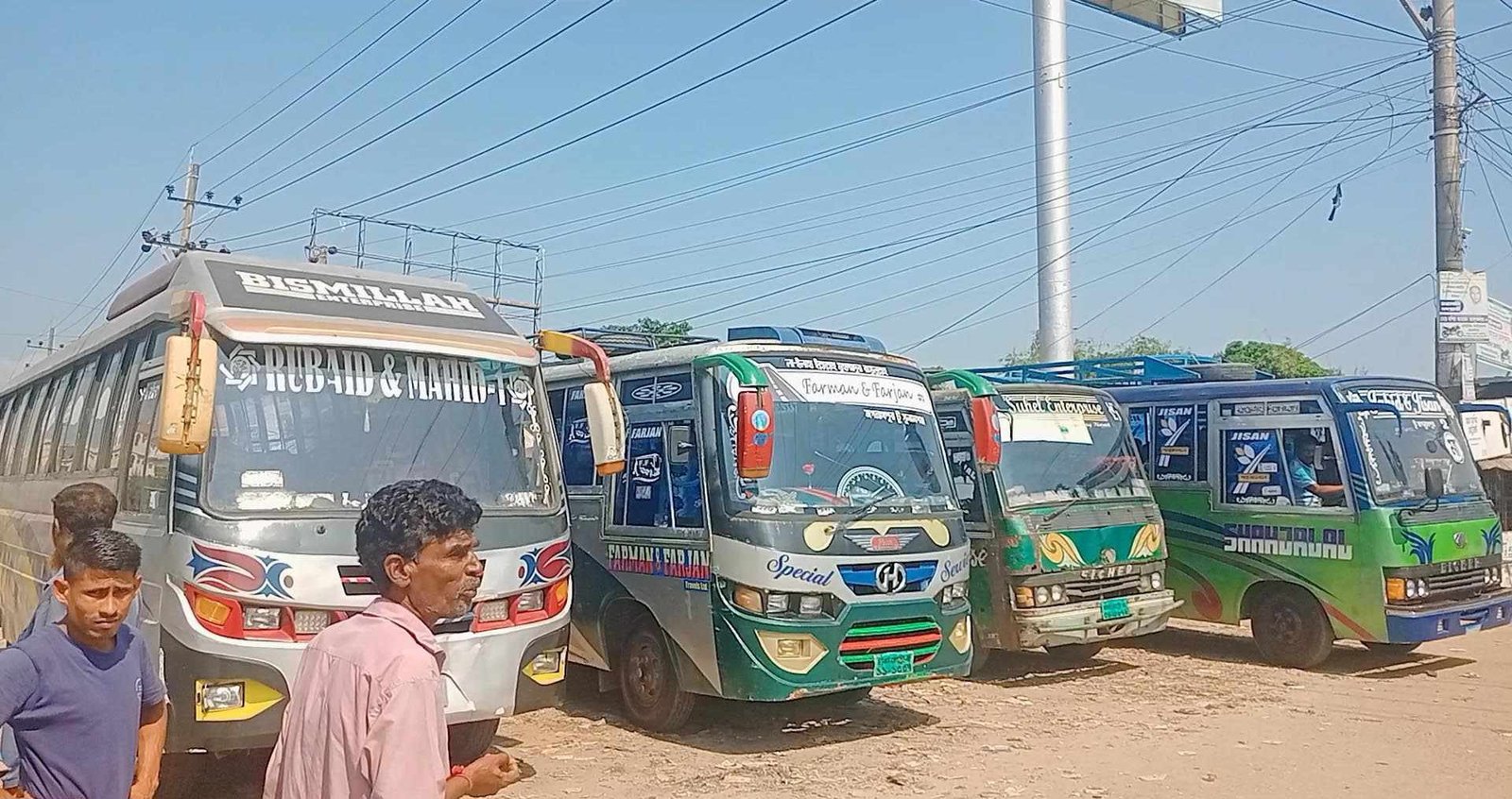 সুনামগঞ্জে বিএনপির ডাকে ঢিলেঢালা হরতাল চলছে,দূরপাল্লার কোন যানবাহন চলাচল করেনি