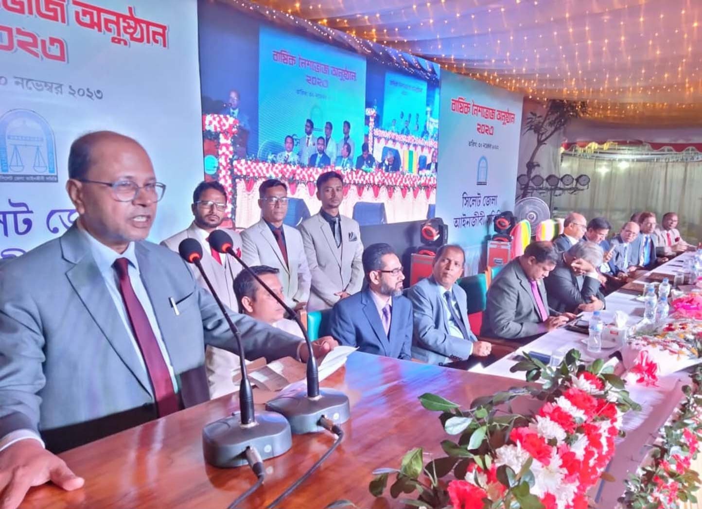 দক্ষ আইনজীবী হতে হলে আইন চর্চার বিকল্প নেই” বিচারপতি এ.এস.এম. আব্দুল মোবিন