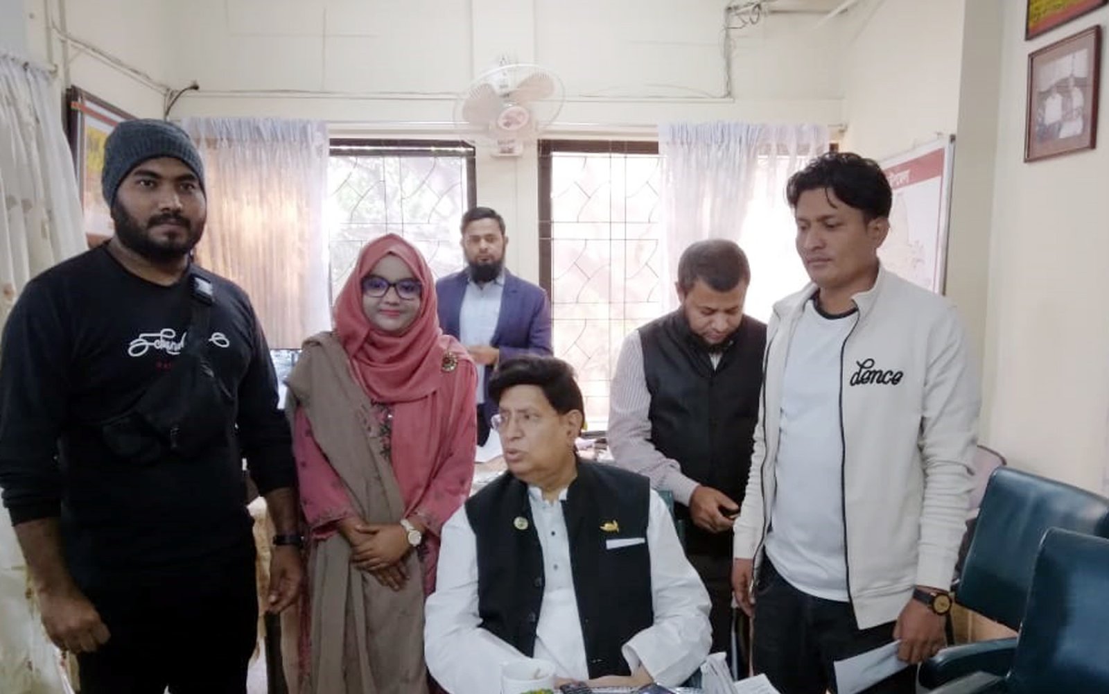 পররাষ্ট্রমন্ত্রী মোমেনের সাথে সিলেট ল’কলেজ ছাত্র কল্যাণ পরিষদের সৌজন্য সাক্ষাৎ