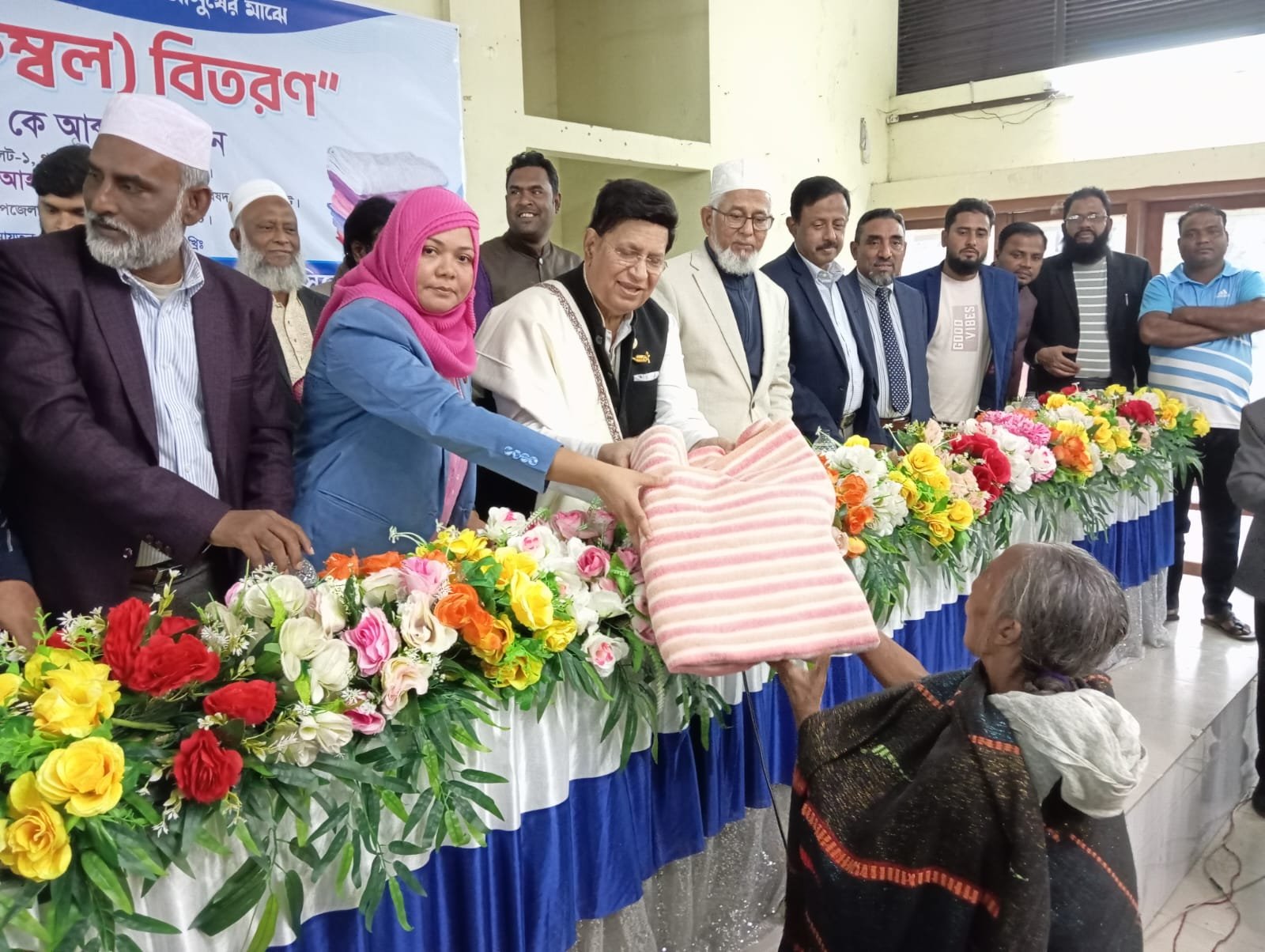 প্রকল্প সময়মতো শেষ না হলে জবাবদিহি করতে হবে: ড. মোমেন এমপি