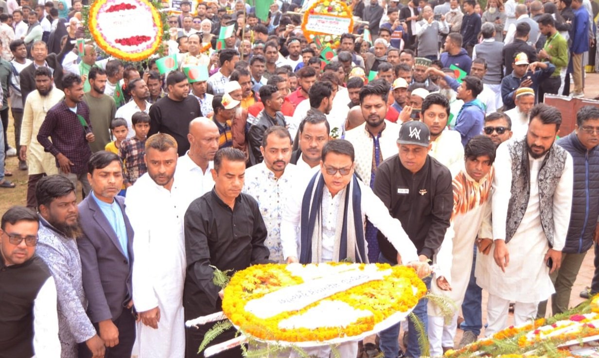 মহান শহীদ দিবসে সিলেট মহানগর যুবলীগের শ্রদ্ধা নিবেদন