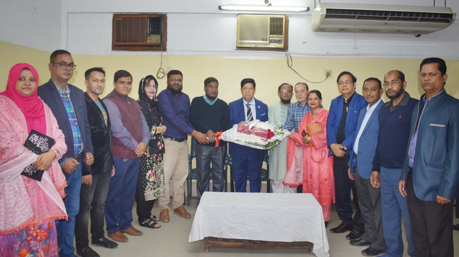 ড. এ কে আব্দুল মোমেন এর সাথে সিলেট জেলা বঙ্গবন্ধু ফাউন্ডেশনের সৌজন্য সাক্ষাৎ