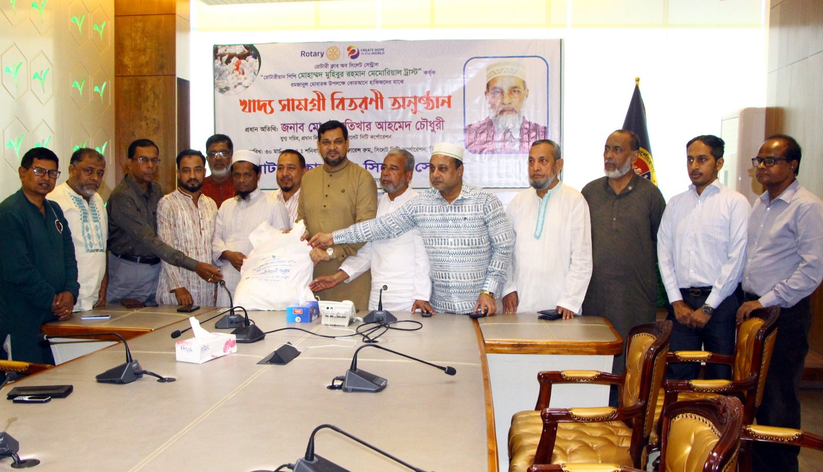 রোটারীয়ান মুহিবুর রহমান আর্তমানবতার সেবায় কাজ করেছেনসচিব মো. ইফতেখার আহমেদ চৌধুরী