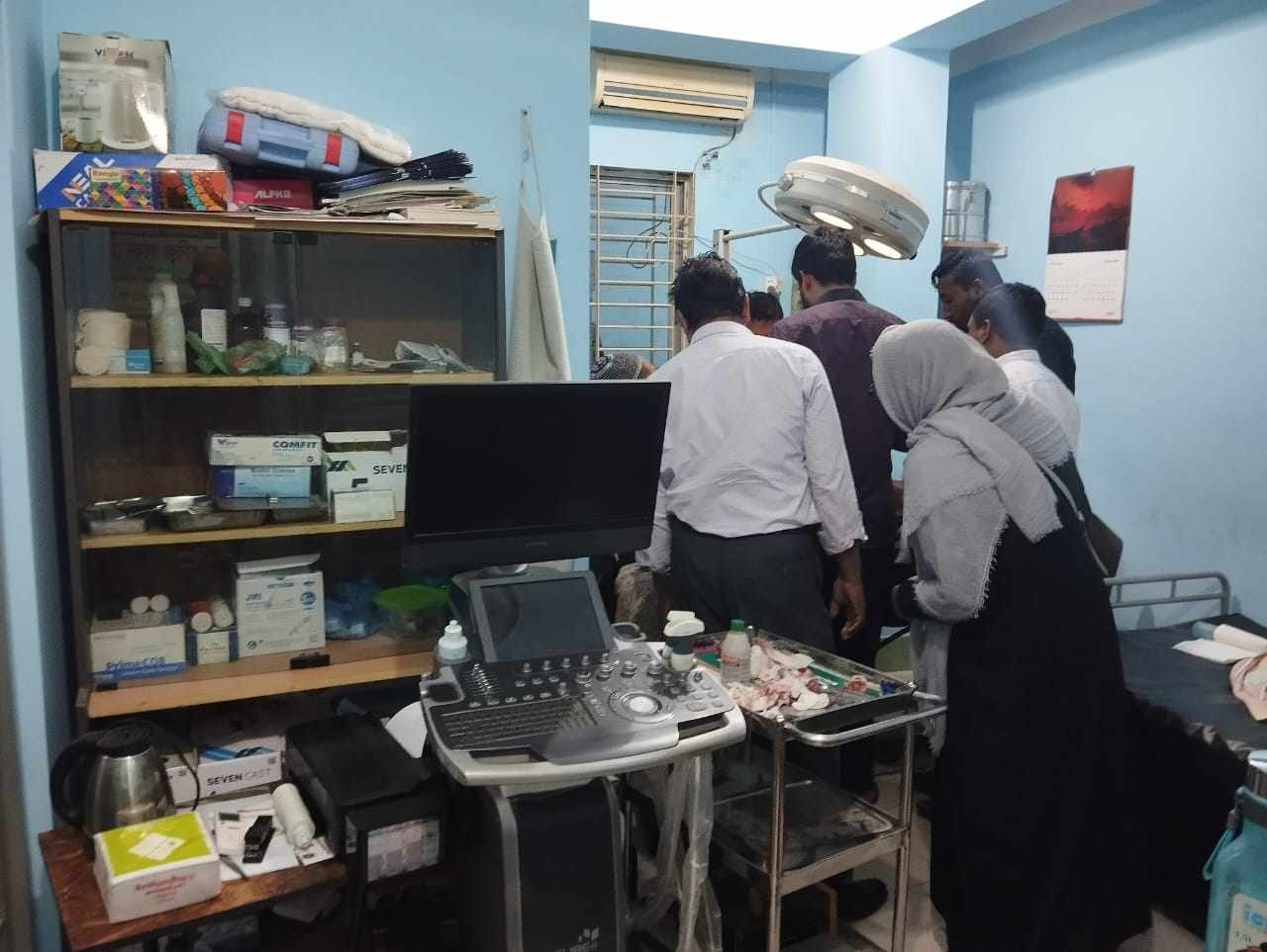 নবীগঞ্জে ভুল অপারেশন করে শিশুর লিঙ্গ কর্তন-কেয়ার ডায়াগনস্টিক ঘেরাও