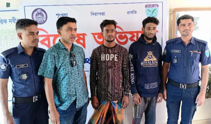 নবীগঞ্জে ডাকতির প্রস্তুতিকালে ২ ডাকাত পুলিশের হাতে গ্রেফতার