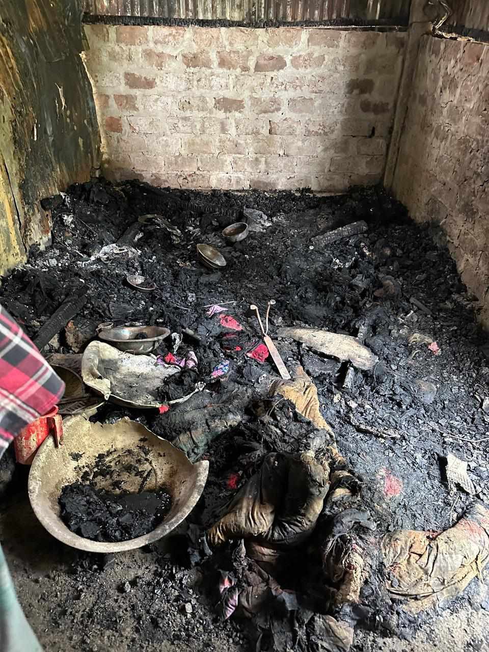 নবীগঞ্জে আগুনে পুড়ে ১টি বসত ঘর ছাই! প্রায় ২ লক্ষ টাকার ক্ষয়ক্ষতি