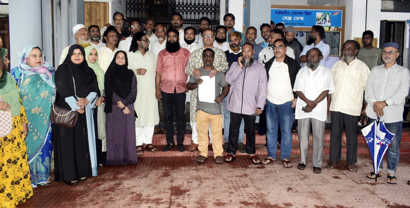 কাউন্সিলর তুহিনের উপর হয়রানীমূলক মামলায় ভারপ্রাপ্ত মেয়রসহ কাউন্সিলরদের স্মারকলিপি