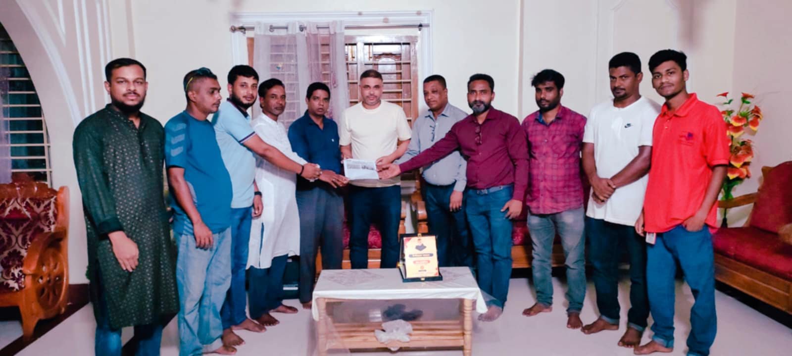 ওসমানীনগর প্রেসক্লাবের দাতা সদস্য ইসতিয়াক আহমদ সংবর্ধিত