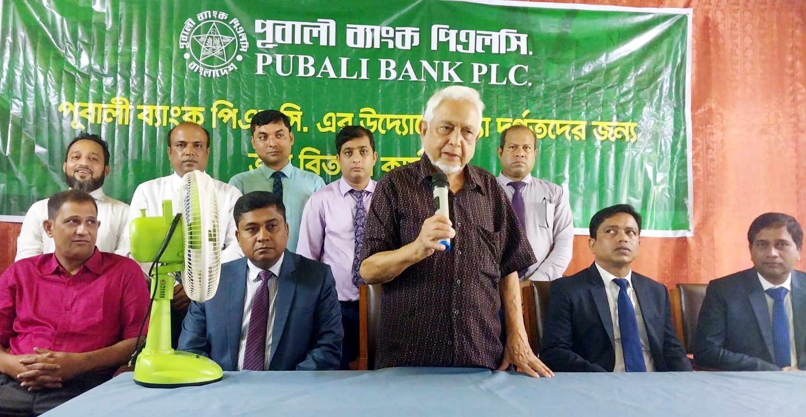 বন্যার্তদের পাশে দাঁড়ানো আমাদের সামাজিক দায়িত্ব-মনির উদ্দিন আহমদ