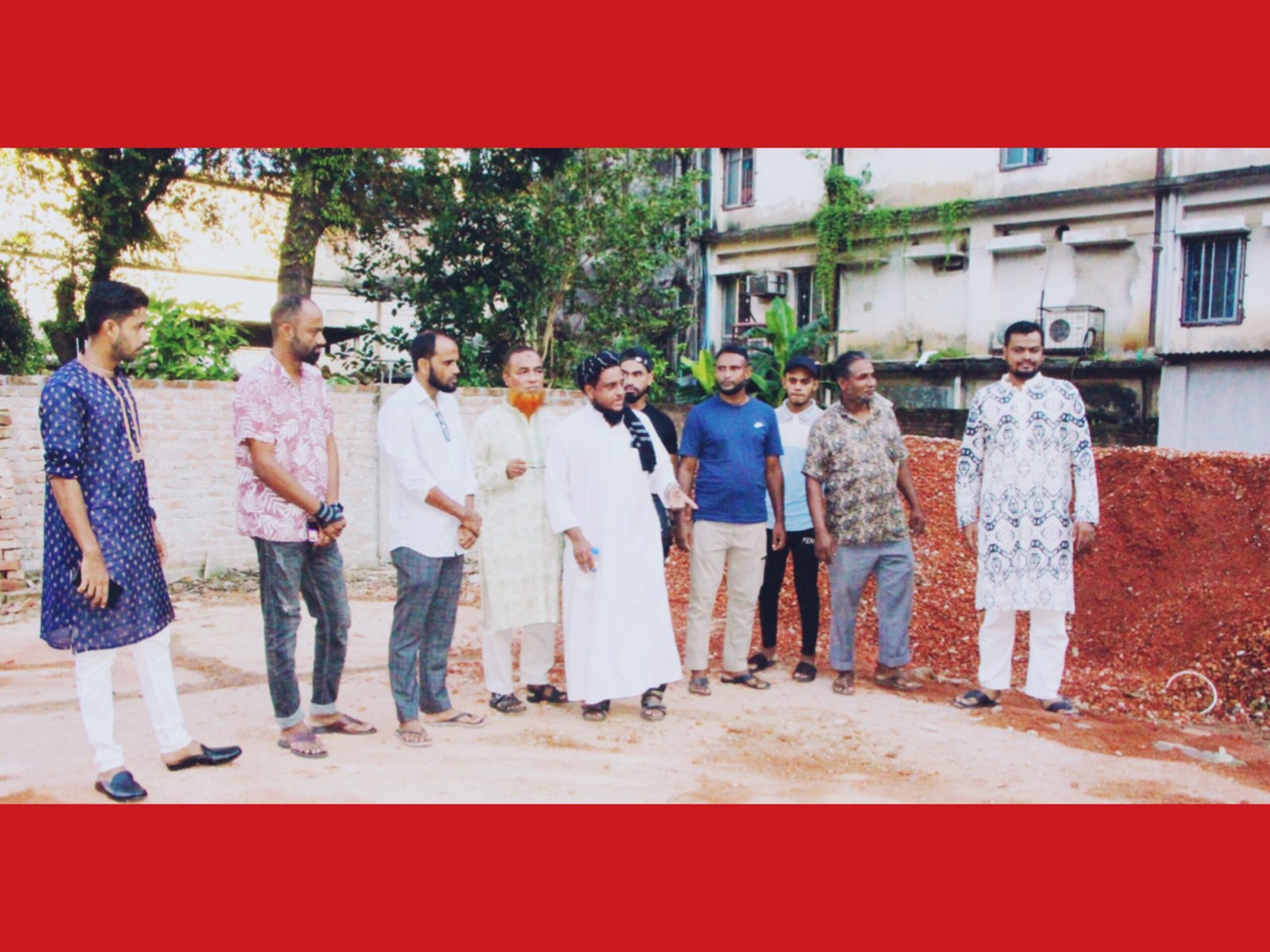 জিন্দাবাজারের সিতারা ম্যানশনে মালামাল চুরি ও লুটপাটের অভিযোগ