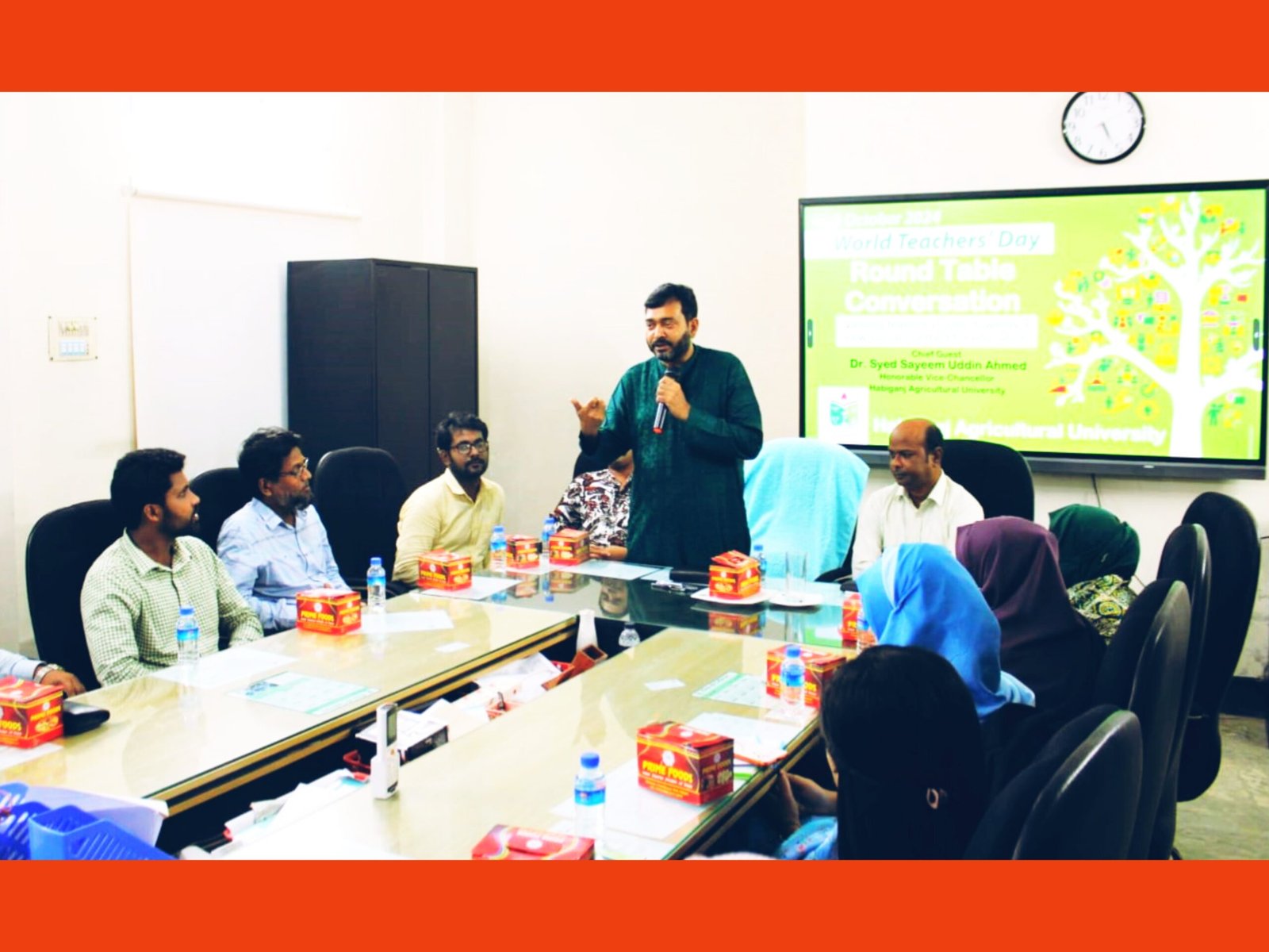 হবিগঞ্জ কৃষি বিশ্ববিদ্যালয়ে বিশ্ব শিক্ষক দিবস উপলক্ষে গোলটেবিল আলোচনা সভা অনুষ্ঠিত