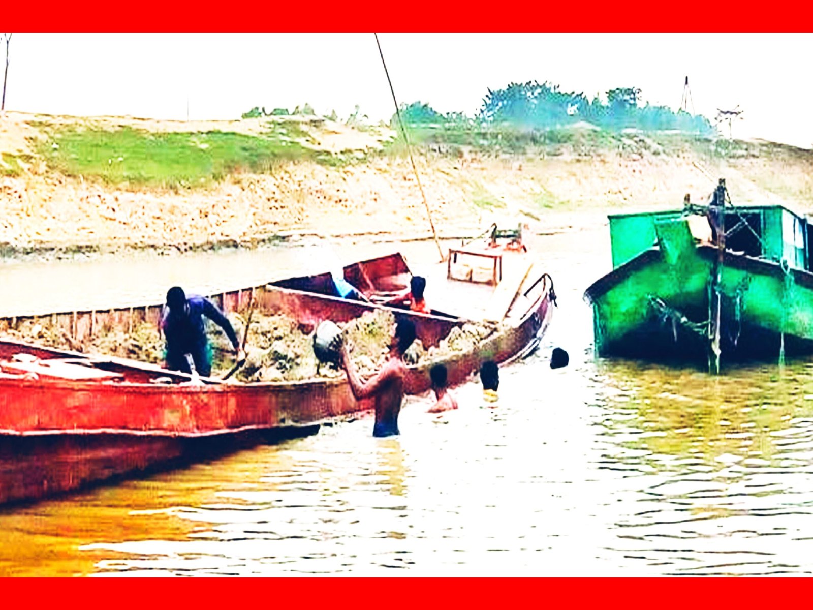 ছাতকে কোনো ভাবেই থামছেনা অবৈধভাবে বালু উত্তোলন, জড়িত স্থানীয় প্রভাবশালীরা