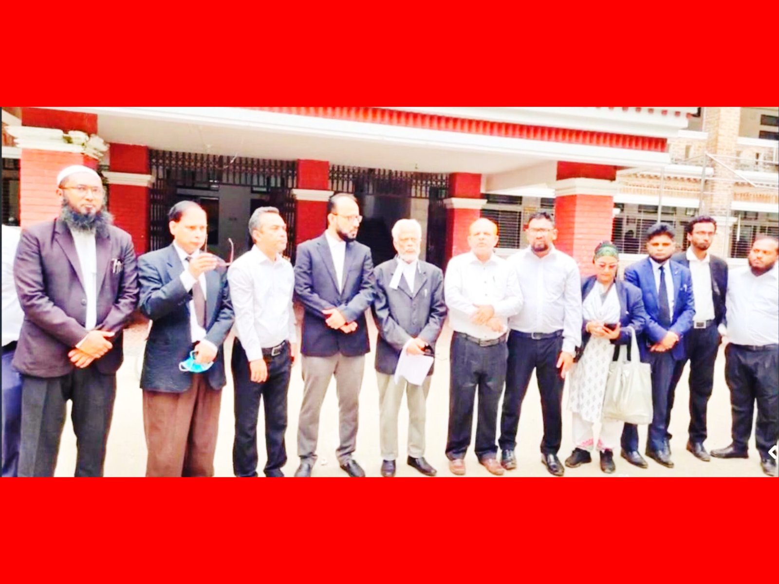 নিয়োগ প্রাপ্ত পাবলিক প্রসিকিউটর এড. ফয়েজকে প্রত্যাখ্যান করে সিলেট আইনজীবী ফোরামের প্রতিবাদ সমাবেশ