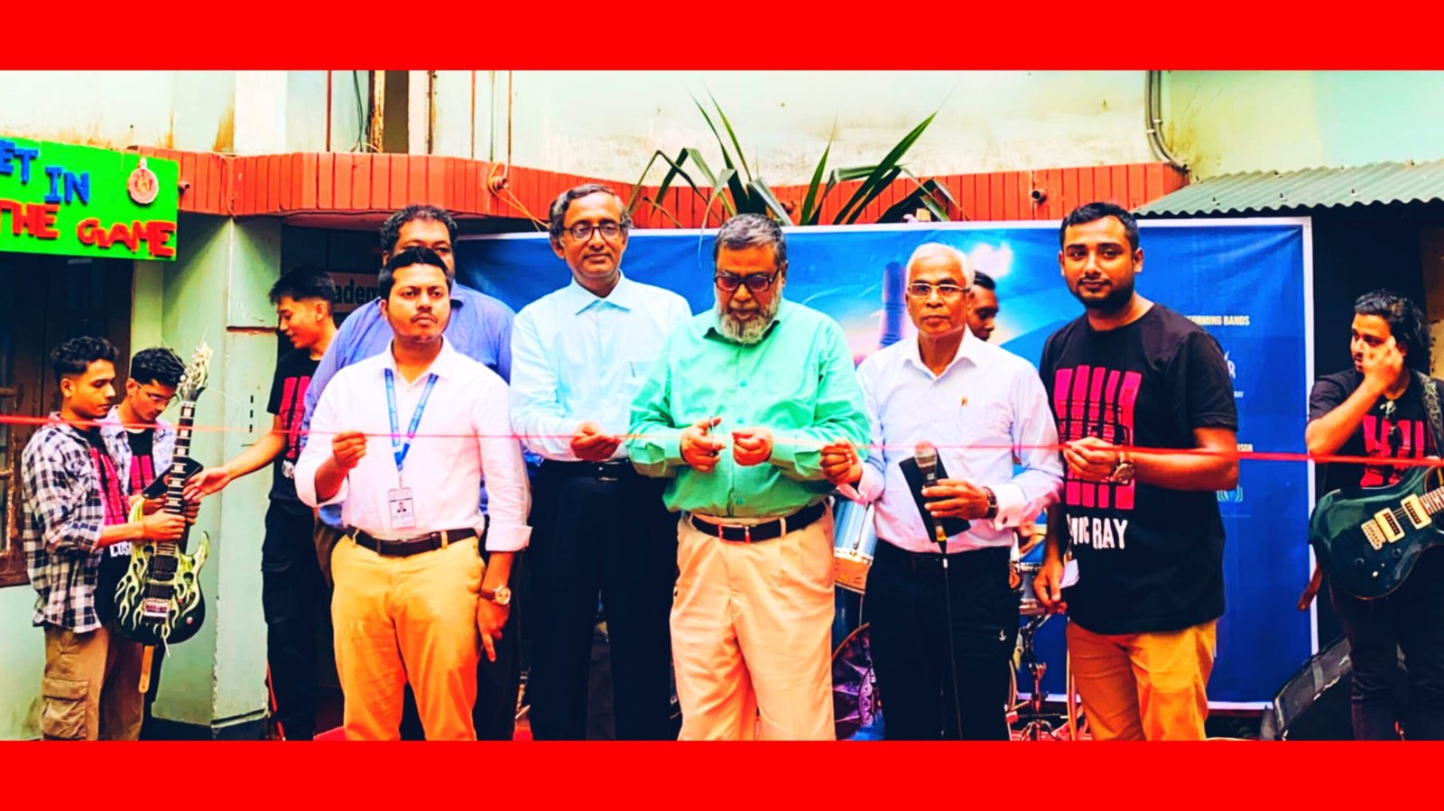 নর্থ ইস্ট ইউনিভার্সিটিতে কসমিক রে’র সঙ্গীত সন্ধ্যা 