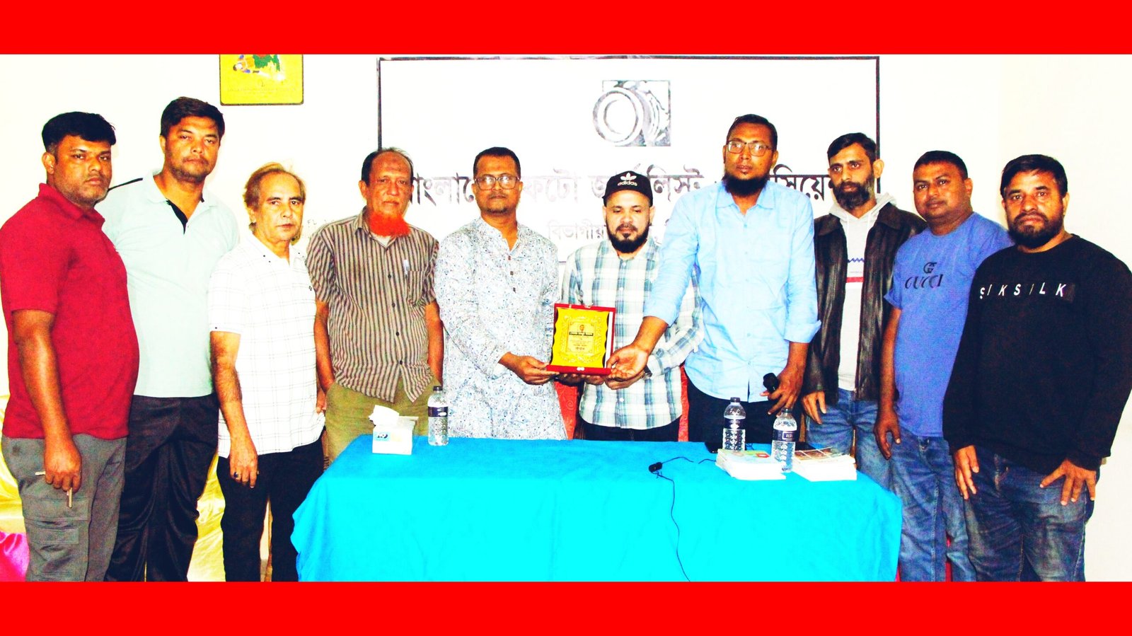 ফটো জার্নালিস্ট এসোসিয়েশনের সাথে প্রবাসী আজমের মতবিনিময়