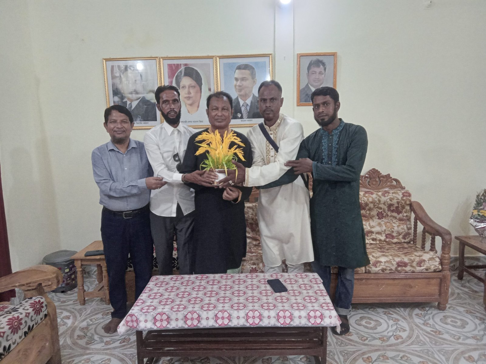 সিলেট মহানগর কৃষকদলের সভাপতি শাহীনের সাথেে কৃষকদল নেতাদের সাক্ষাৎ