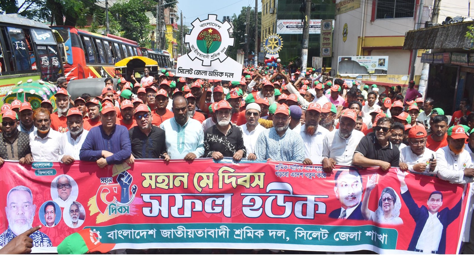 ফ্যাসিস্ট হাসিনা ক্ষমতায় থাকাকালীন সময়ে শ্রমিকরা অধিকার বঞ্চিত ছিলেন-মিফতাহ সিদ্দিকী