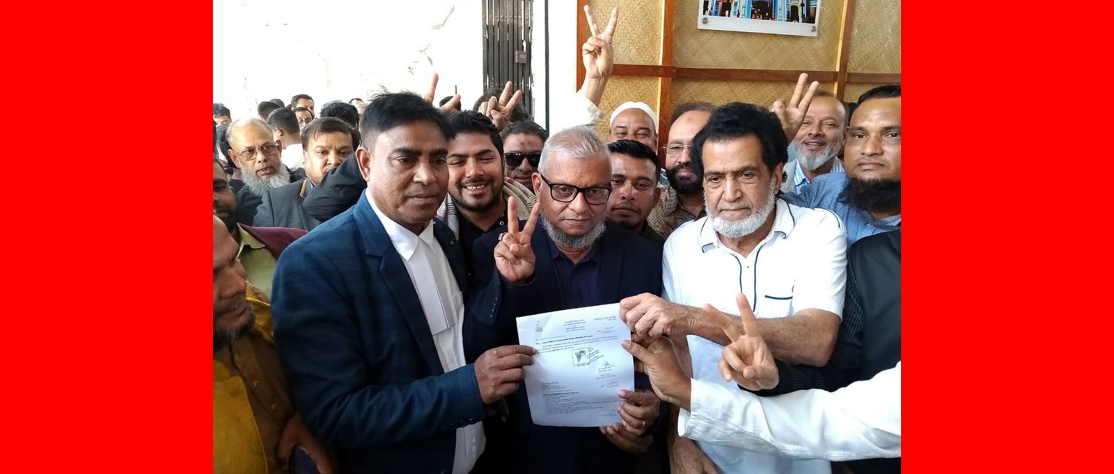 প্রতীক গ্রহণের মাধ্যমে সিলেট-৪ আসনে আরিফুল হক চৌধুরীর আনুষ্ঠানিক নির্বাচনী যাত্রা শুরু