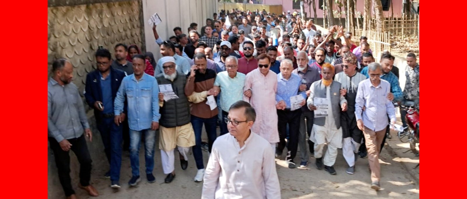 খন্দকার মুক্তাদিরের গণসংযোগ রূপ নিল বিশাল গণমিছিলে