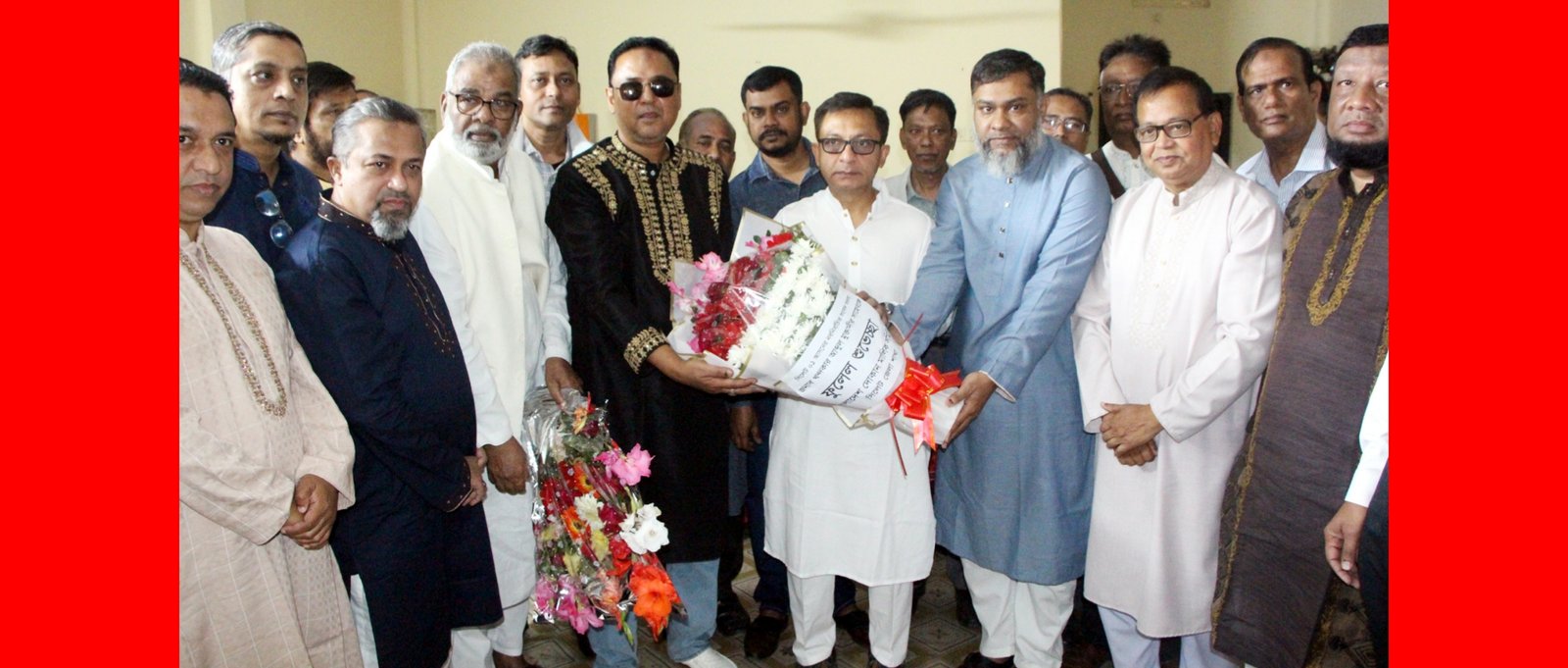 সিলেট-১ আসনের নবনির্বাচিত এমপি খন্দকার মুক্তাদিরকে দোকান মালিক সমিতির শুভেচ্ছা