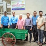রহমানিয়া প্রতিবন্ধী কল্যাণ ফাউন্ডেশনের স্বনির্ভর প্রকল্পের আওতায় অসহায় ব্যক্তিকে ঠেলাগাড়ি উপহার