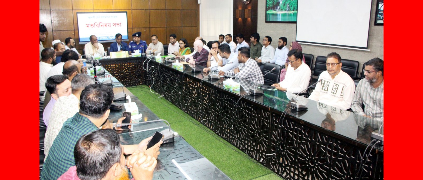 প্রশাসন ও রাজনৈতিক নেতৃবৃন্দের আশ্বাসে সিলেটে পাম্প মালিক-শ্রমিকদের ধর্মঘট প্রত্যাহার