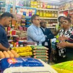 বাণিজ্যমন্ত্রী খন্দকার মুক্তাদিরের আকস্মিক বাজার পরিদর্শন