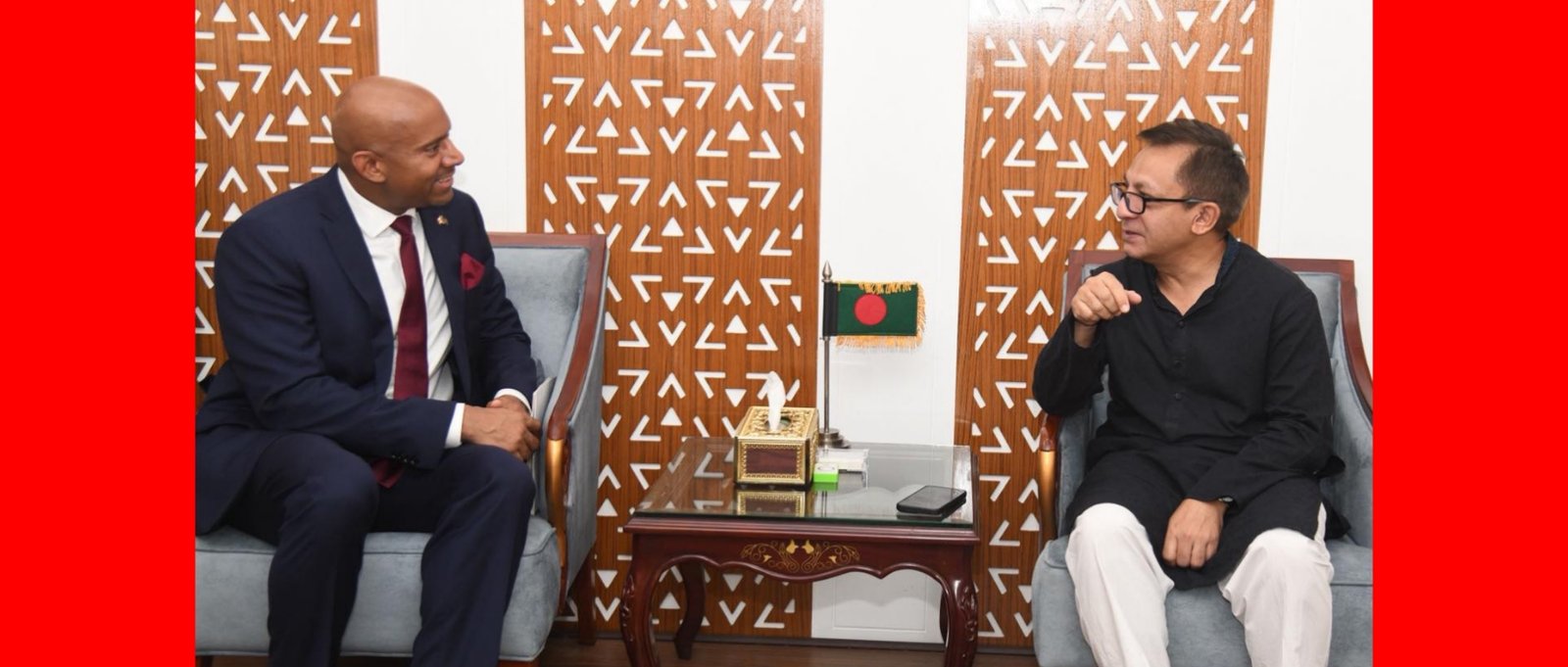 বাণিজ্যমন্ত্রীর সাথে কানাডার হাইকমিশনারের বৈঠক