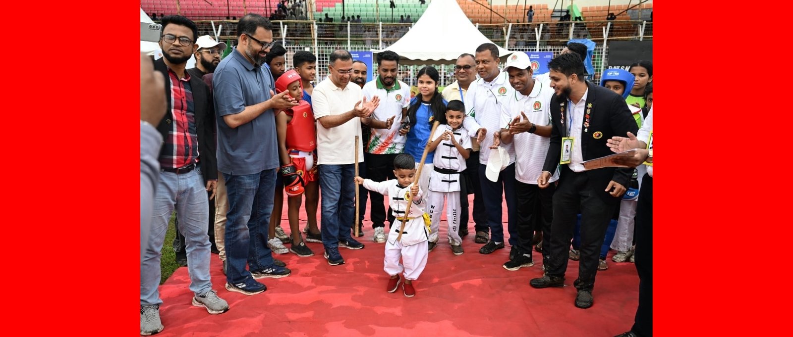 সিলেট জেলা স্টেডিয়ামে প্রধানমন্ত্রীর সামনে উশু প্রদর্শন করে প্রশংসিত রিফাত