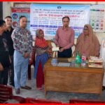 বাংলাদেশ ইকুয়ালিটি সোসাইটির ইলেকট্রিকসেলাই মেশিন ও ঘর মেরামতের জন্য চেক বিতরণ