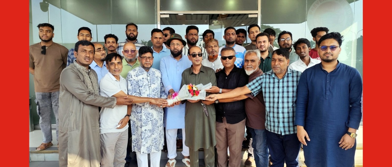 যুক্তরাজ্য বিএনপির সাবেক সহ-সভাপতি শাবু নেওয়াজকে বিমান বন্দরে সংবর্ধনা